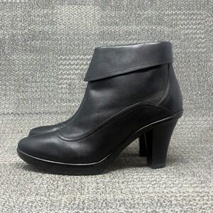 SOFFT Womens Size 7 M Black Leather Zip Ankle Fashion Boots